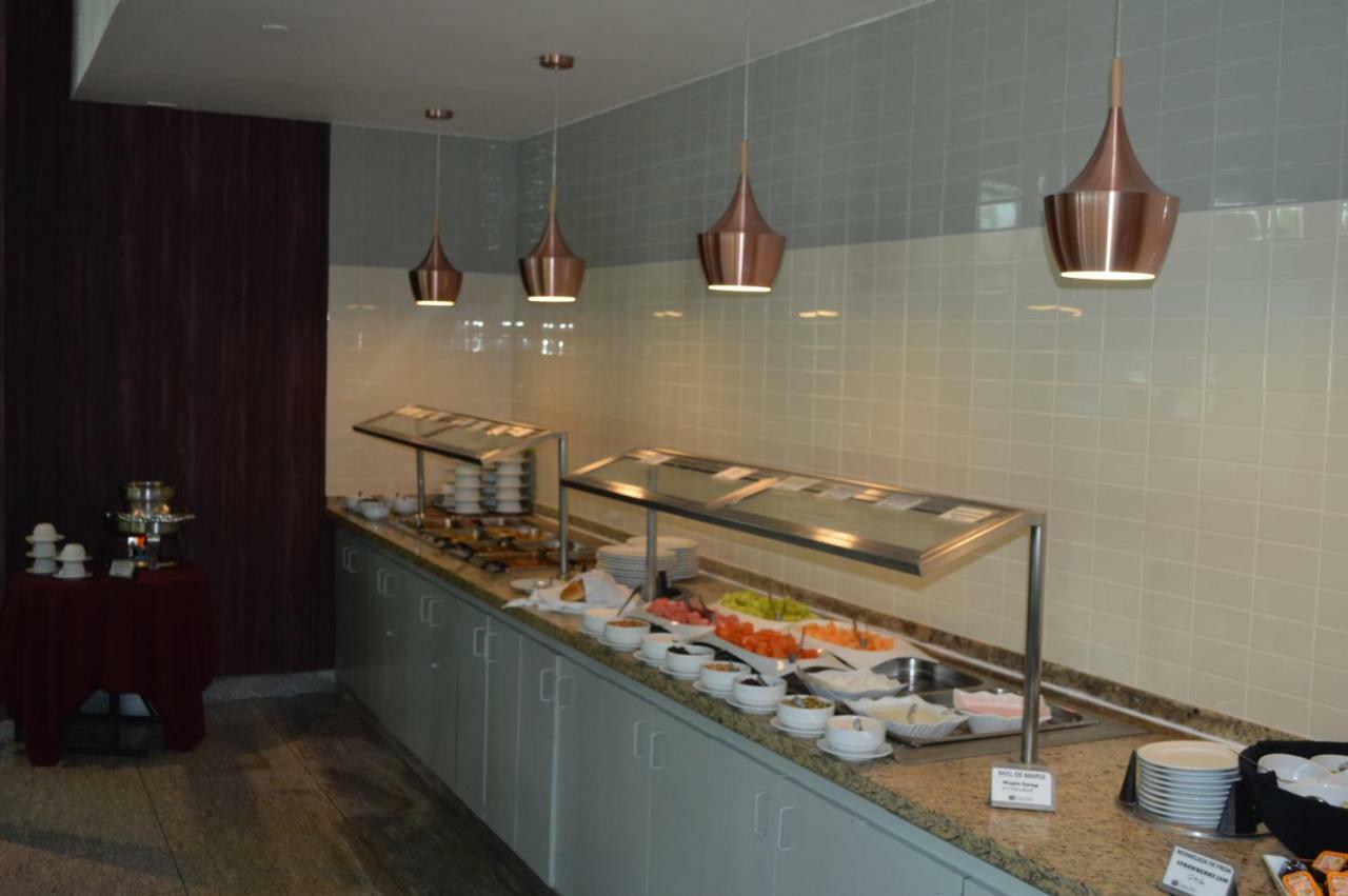 Casa Inn Business Hotel Celaya Экстерьер фото